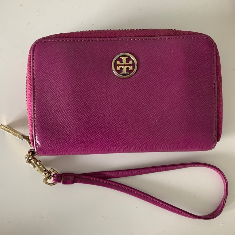 Tory Burch Wristlet Wallet - Magenta